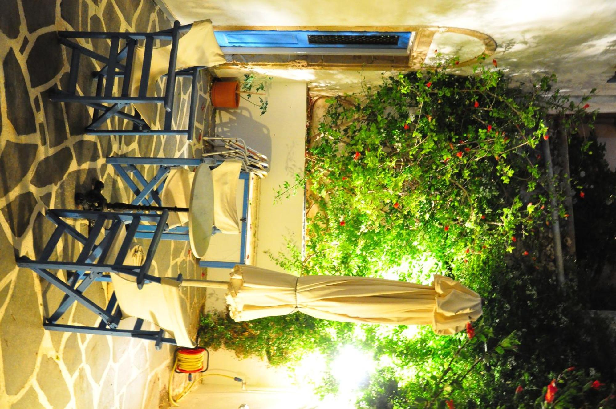 Margarita Hotel Kythira Town Bagian luar foto